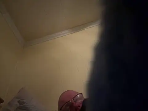 ClimbedCaelum online show from December 14, 2025, 3:56 am