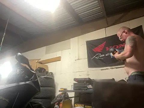 ClimbedCaelum online show from April 14, 2026, 11:49 am