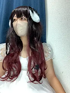 Snapshot of PINO_pino_01 chatting on October 9, 2025, 5:44 pm PINO pino 01 online show from October 9, 2025, 5:44 pm