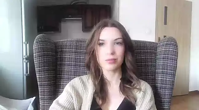 aurora lust online show from March 4, 2025, 7:41 am