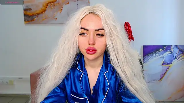 MissisCaty online show from March 22, 2025, 6:43 am