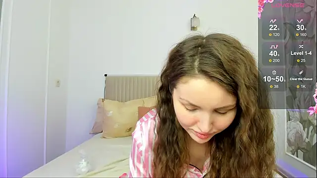 Snapshot of Lora_Rosee chatting on February 11, 2025, 11:54 am Lora Rosee online show from February 11, 2025, 11:54 am