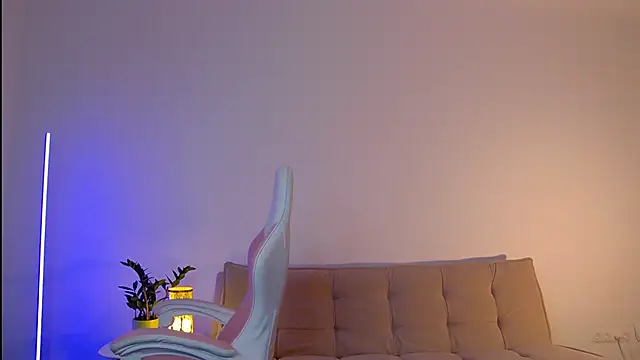 Snapshot of Maytaai chatting on February 2, 2025, 11:51 am Maytaai online show from February 2, 2025, 11:51 am