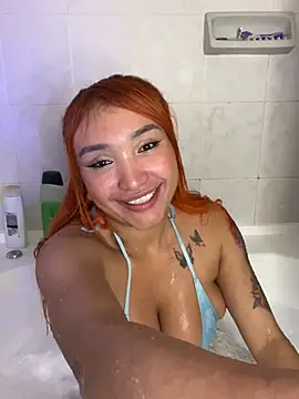 Snapshot of NamiDoll chatting on February 12, 2026, 3:01 am NamiDoll online show from February 12, 2026, 3:01 am