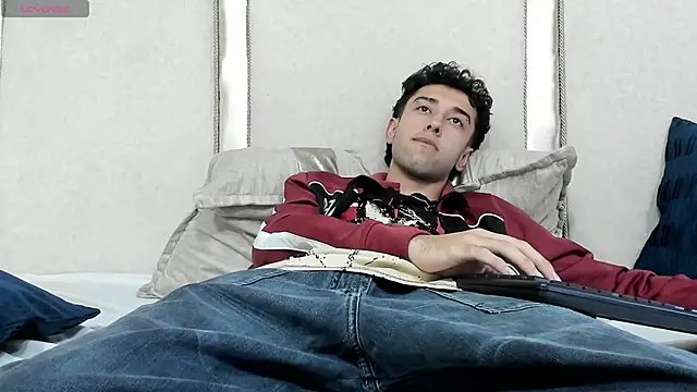 erickblaze wm online show from March 4, 2025, 7:43 pm