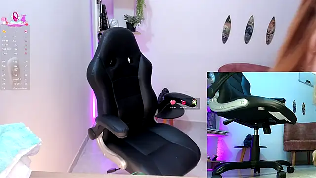 Snapshot of Nathalie_29 chatting on October 23, 2025, 9:13 pm Nathalie 29 online show from October 23, 2025, 9:13 pm