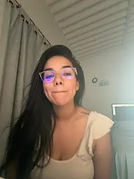 tezza smith online show from March 19, 2026, 3:43 am