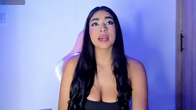 Bella ricci  online show from February 27, 2025, 3:15 pm