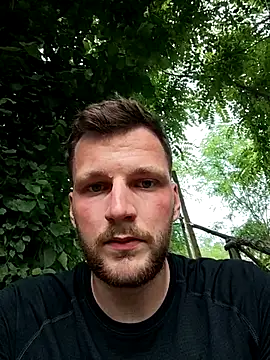 Snapshot of Cosmin224451 chatting on June 23, 2026, 4:27 pm Cosmin224451 online show from June 23, 2026, 4:27 pm