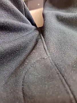 Snapshot of Dam70 chatting on November 11, 2025, 12:16 pm Dam70 online show from November 11, 2025, 12:16 pm