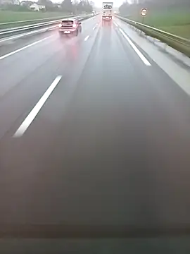 Snapshot of Dam70 chatting on November 17, 2025, 6:52 am Dam70 online show from November 17, 2025, 6:52 am