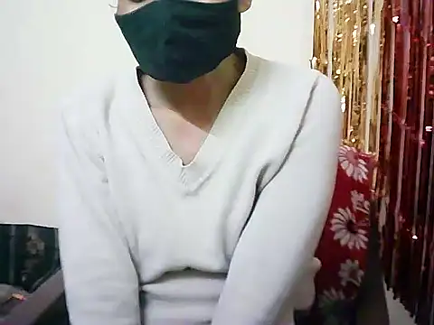 Snapshot of Rubi-Ji chatting on February 10, 2025, 5:52 pm Rubi-Ji online show from February 10, 2025, 5:52 pm