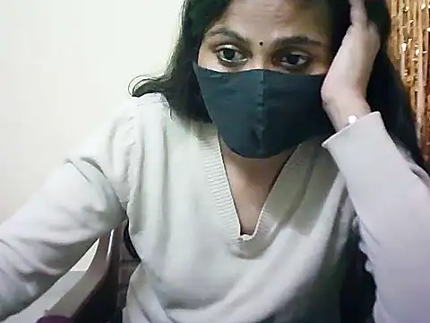 Snapshot of Rubi-Ji chatting on February 16, 2025, 2:43 pm Rubi-Ji online show from February 16, 2025, 2:43 pm