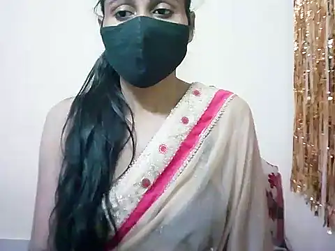 Snapshot of Rubi-Ji chatting on February 17, 2025, 2:04 pm Rubi-Ji online show from February 17, 2025, 2:04 pm