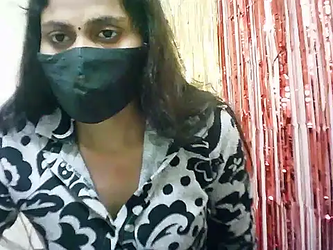 Snapshot of Rubi-Ji chatting on February 19, 2025, 3:28 am Rubi-Ji online show from February 19, 2025, 3:28 am