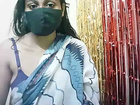 Snapshot of Rubi-Ji chatting on March 12, 2025, 10:07 pm Rubi-Ji online show from March 12, 2025, 10:07 pm
