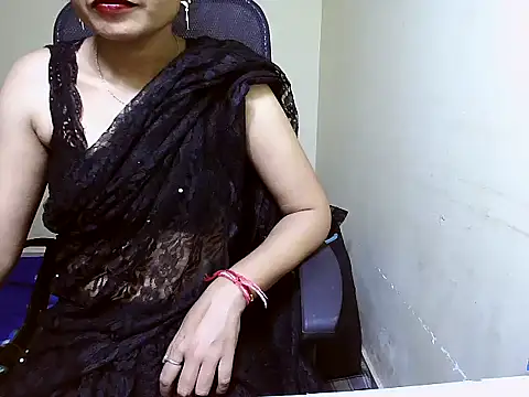 Snapshot of Rubi-Ji chatting on September 17, 2025, 3:35 pm Rubi-Ji online show from September 17, 2025, 3:35 pm