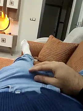 legolasleo online show from April 2, 2026, 3:15 am