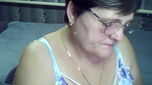 ElzaJewel online show from March 1, 2026, 8:33 pm