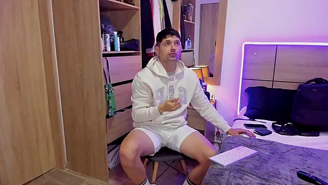 ILoveNYStyle online show from March 18, 2025, 10:36 am