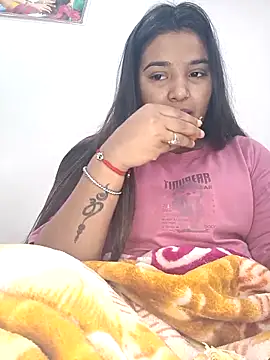 Snapshot of RAYI_01 chatting on February 14, 2025, 6:12 am RAYI 01 online show from February 14, 2025, 6:12 am