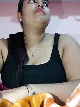 Snapshot of RAYI_01 chatting on February 20, 2025, 4:46 pm RAYI 01 online show from February 20, 2025, 4:46 pm