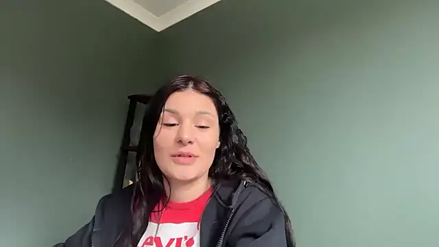 Petitecookie online show from March 12, 2026, 12:55 pm