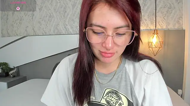 Snapshot of Miile_Evans chatting on March 6, 2025, 4:38 pm Miile Evans online show from March 6, 2025, 4:38 pm