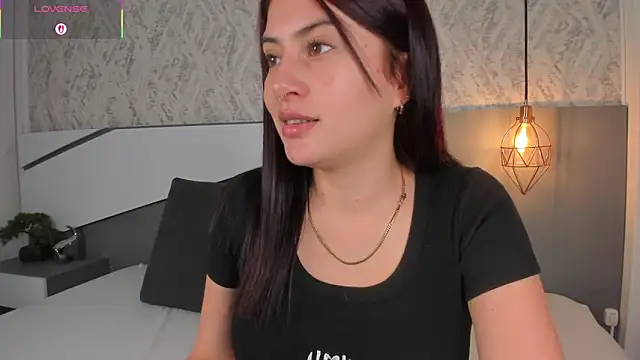 Snapshot of Miile_Evans chatting on March 11, 2025, 4:51 pm Miile Evans online show from March 11, 2025, 4:51 pm