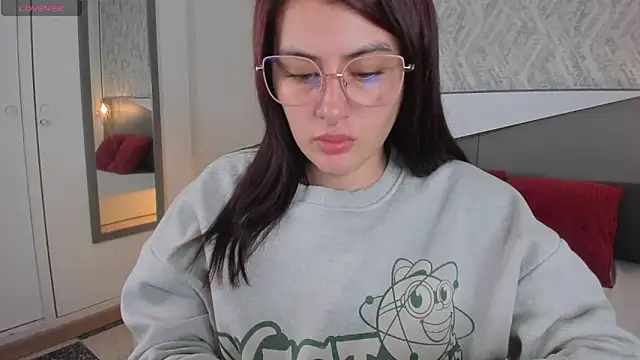 Snapshot of Miile_Evans chatting on March 18, 2025, 2:15 pm Miile Evans online show from March 18, 2025, 2:15 pm