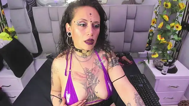 Fenix Lilith online show from November 26, 2025, 12:17 pm