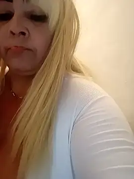 Snapshot of BonniAdams chatting on May 19, 2026, 6:14 pm BonniAdams online show from May 19, 2026, 6:14 pm