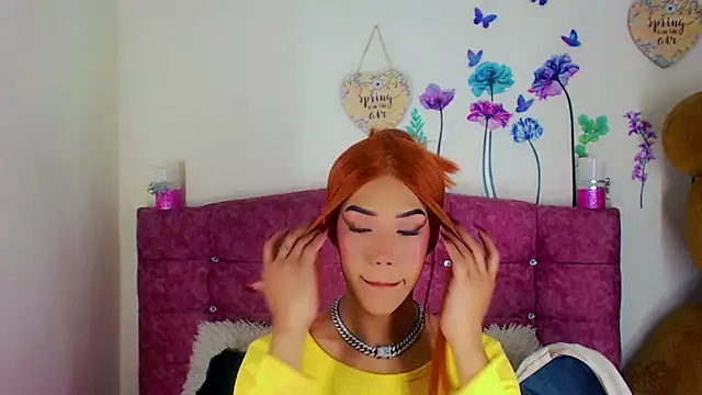 Khloe Leal online show from March 16, 2025, 9:58 pm