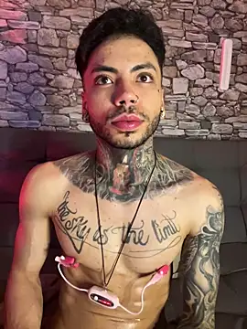 Snapshot of Walker_Thomas1 chatting on March 15, 2025, 10:11 pm Walker Thomas1 online show from March 15, 2025, 10:11 pm