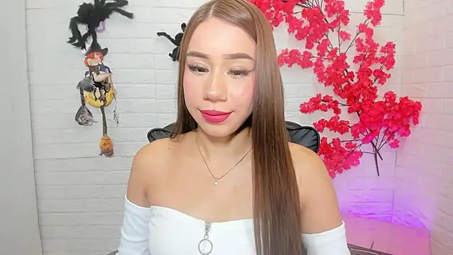 BarbieGirl    online show from October 30, 2025, 4:58 am