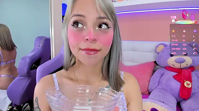 miss  lizeth online show from March 10, 2025, 6:12 pm