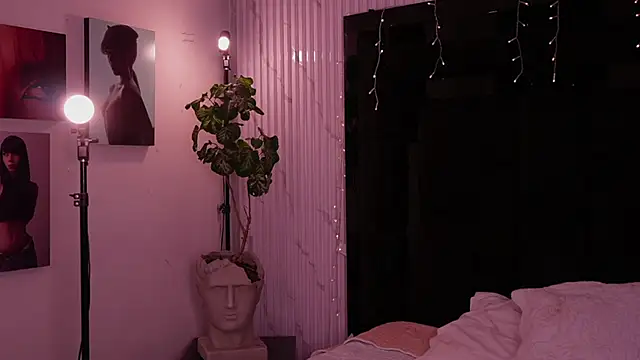 Snapshot of soidai_miiu chatting on April 13, 2026, 10:48 pm soidai miiu online show from April 13, 2026, 10:48 pm