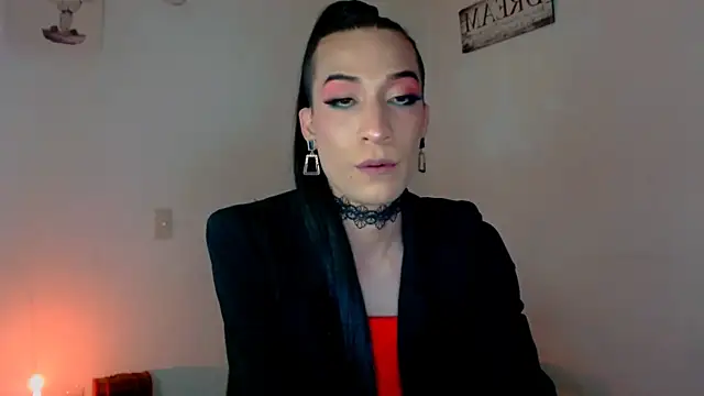 Snapshot of NovaNyx11 chatting on November 5, 2025, 9:48 pm NovaNyx11 online show from November 5, 2025, 9:48 pm