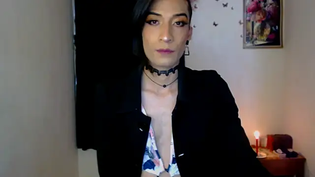 Snapshot of NovaNyx11 chatting on November 13, 2025, 9:25 pm NovaNyx11 online show from November 13, 2025, 9:25 pm