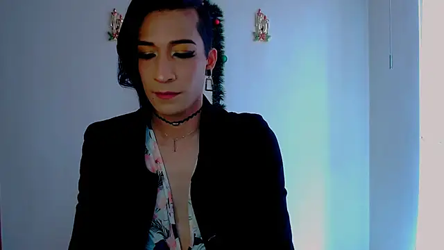 Snapshot of NovaNyx11 chatting on December 3, 2025, 9:57 pm NovaNyx11 online show from December 3, 2025, 9:57 pm