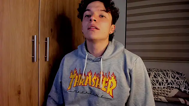 Snapshot of Mastrangelo_xxx chatting on January 14, 2026, 4:07 am Mastrangelo xxx online show from January 14, 2026, 4:07 am