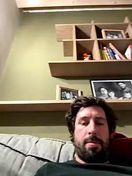 Ovett086 online show from December 14, 2025, 2:06 am