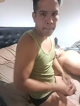 Snapshot of liamlara chatting on March 30, 2026, 12:55 am liamlara online show from March 30, 2026, 12:55 am