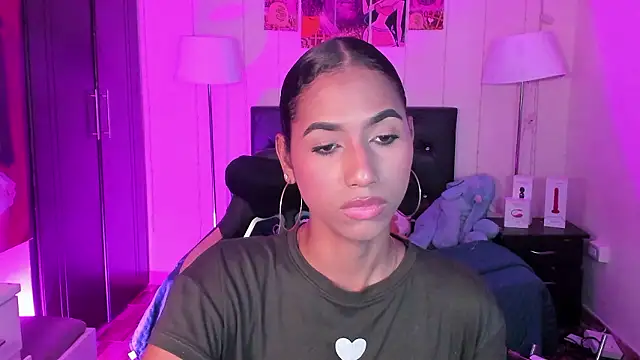 Alissemasiel online show from February 4, 2026, 5:41 pm