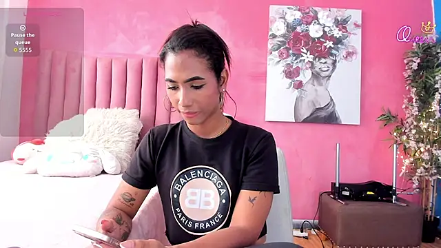 Alissemasiel online show from February 17, 2026, 6:47 pm