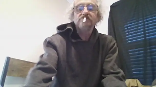 Dara4q online show from January 31, 2026, 11:58 pm