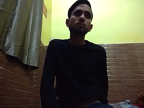 Queen Couple online show from February 22, 2025, 4:09 pm