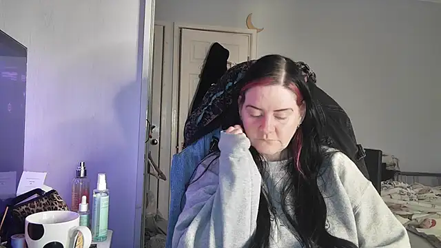 Snapshot of AureliaXOX chatting on December 3, 2025, 12:58 pm AureliaXOX online show from December 3, 2025, 12:58 pm