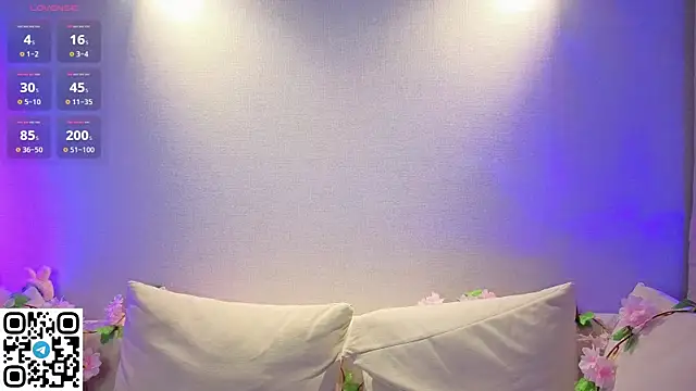 Anadeyaaa online show from November 17, 2025, 12:49 am