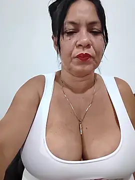 Snapshot of thefuckingowneroftits chatting on March 15, 2026, 3:12 am thefuckingowneroftits online show from March 15, 2026, 3:12 am